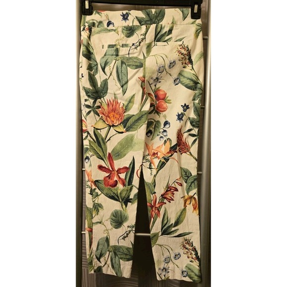 Chicos Womens Pull On White Cropped Floral Pattern‎ Chino Pants 27x23 Size 000 - Picture 8 of 10